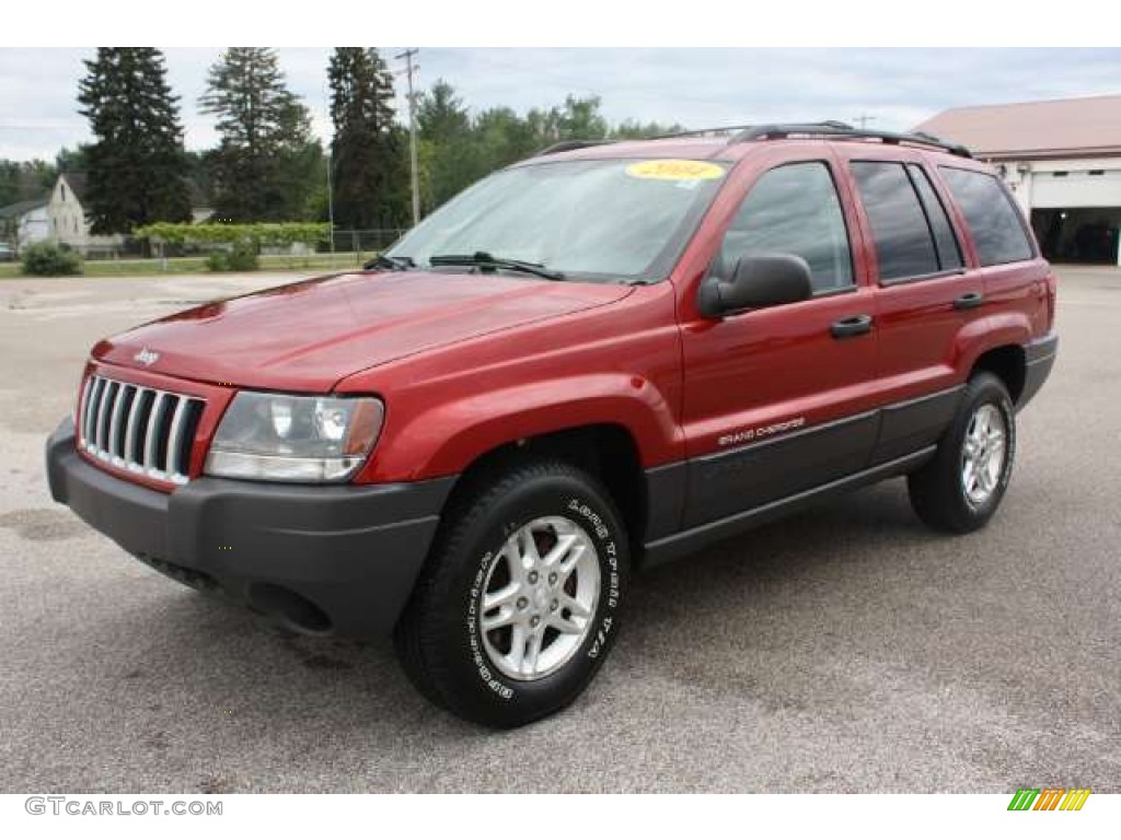 2004 Grand Cherokee Laredo 4x4 - Inferno Red Pearl / Dark Slate Gray photo #1