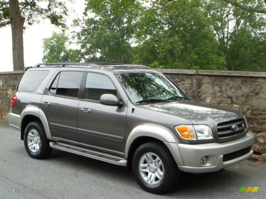 2003 Sequoia SR5 - Phantom Gray Pearl / Charcoal photo #1