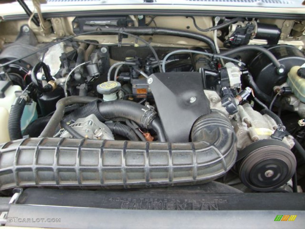 2000 Ford Explorer XLT 4x4 4.0 Liter OHV 12-Valve V6 Engine Photo #51619930