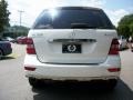 Arctic White - ML 350 4Matic Photo No. 6