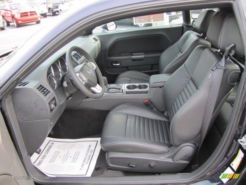 2011 Challenger R/T Plus - Blackberry Pearl / Dark Slate Gray photo #8