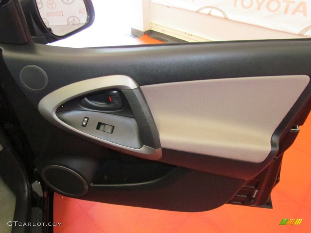 2008 RAV4 4WD - Black / Taupe photo #23