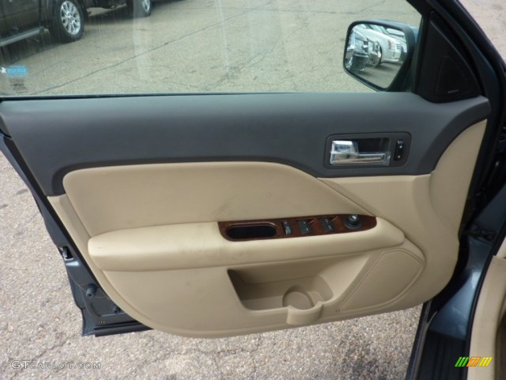 2012 Ford Fusion SEL Camel Door Panel Photo #51629959