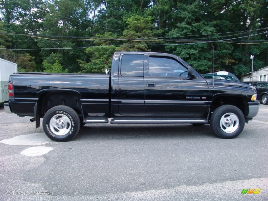 2001 Ram 1500 ST Club Cab 4x4 - Black / Agate photo #4