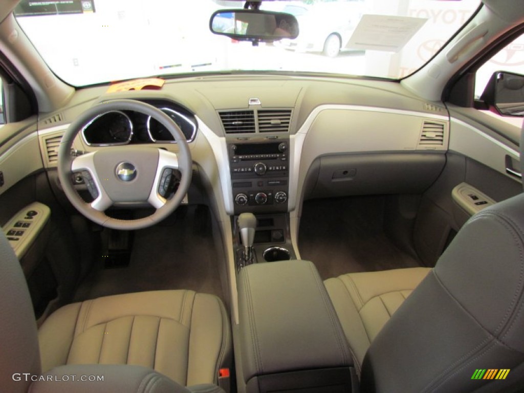 2011 Traverse LS - Dark Blue Metallic / Dark Gray/Light Gray photo #11