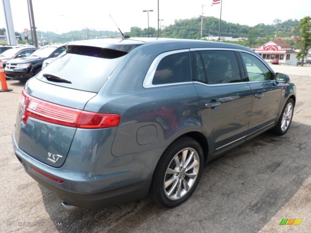 2010 MKT AWD EcoBoost - Steel Blue Metallic / Light Stone photo #4