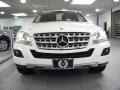 Arctic White - ML 350 4Matic Photo No. 2