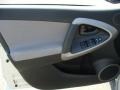 Classic Silver Metallic - RAV4 4WD Photo No. 6