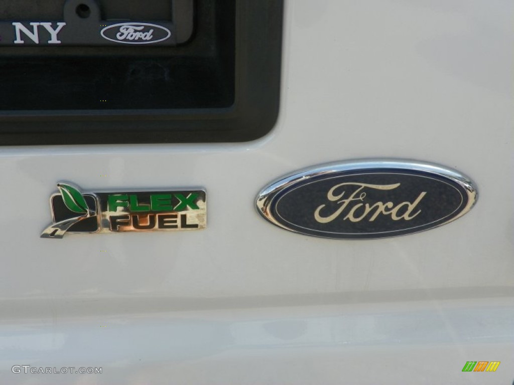 2011 Ford E Series Van E250 Commercial Marks and Logos Photos