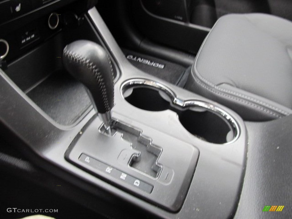 2011 Sorento SX V6 AWD - Bright Silver / Black photo #19