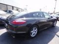 Carbon Grey Metallic - Panamera 4 Photo No. 7