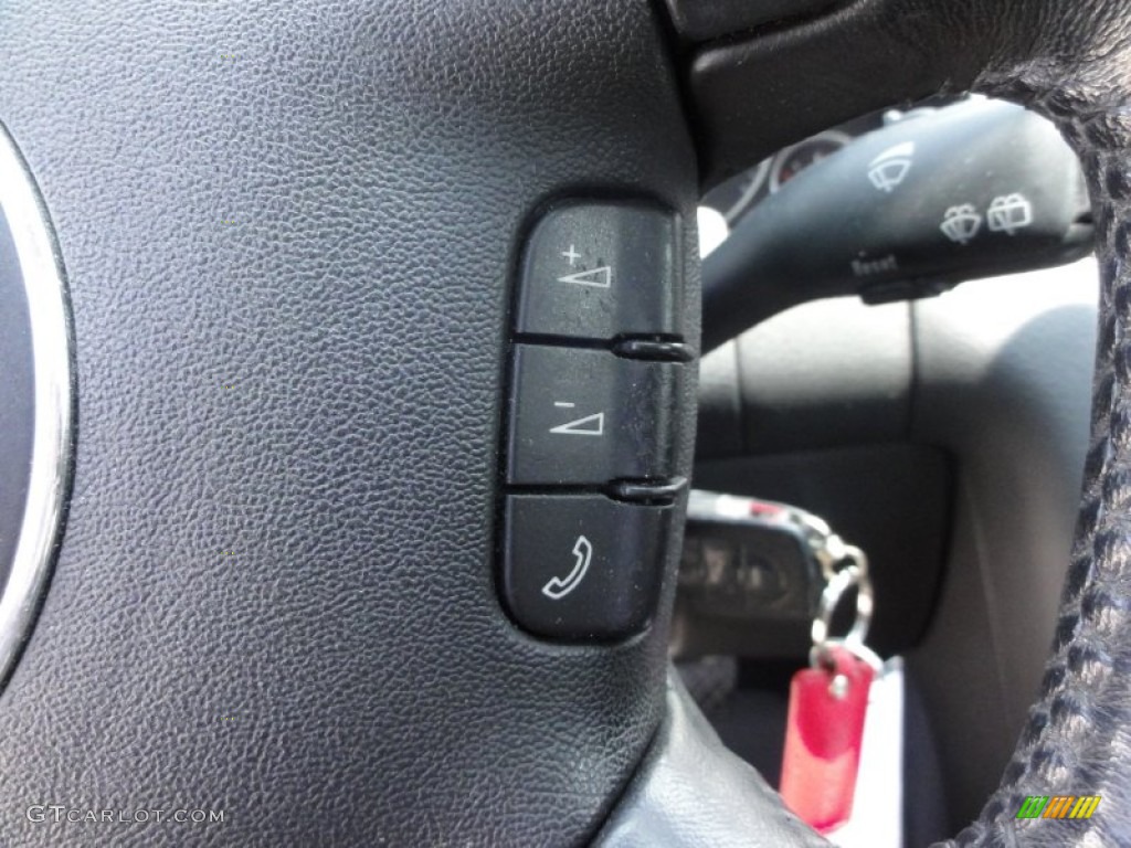 2001 Audi Allroad 2.7T quattro Avant Controls Photo #51638764