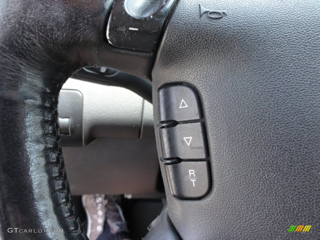 2001 Audi Allroad 2.7T quattro Avant Controls Photo #51638779