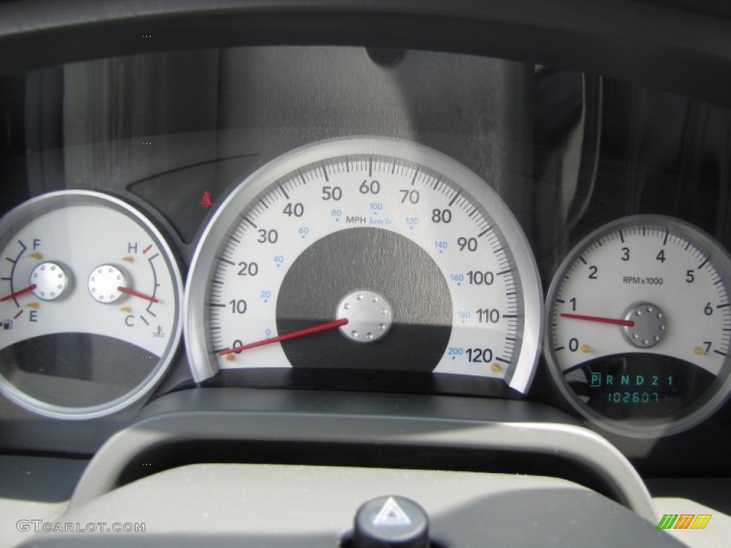 2007 Dodge Dakota SLT Quad Cab Gauges Photo #51639577