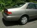 2001 Antique Sage Pearl Toyota Camry LE  photo #22
