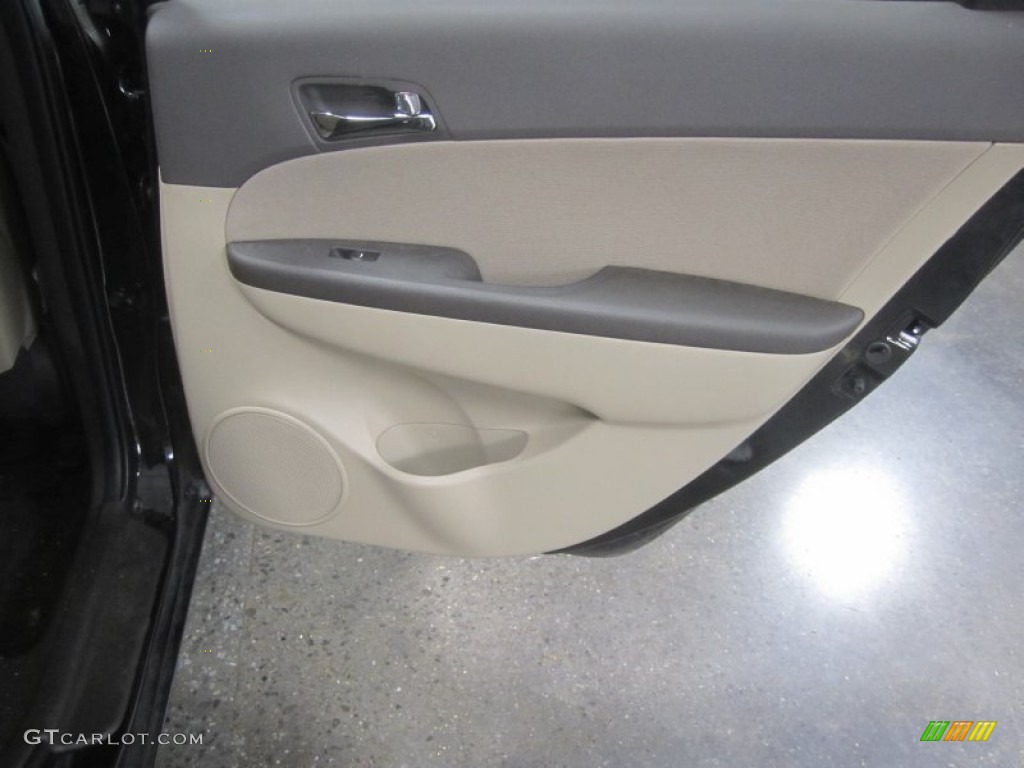 2010 Elantra Touring SE - Ebony Black / Beige photo #18