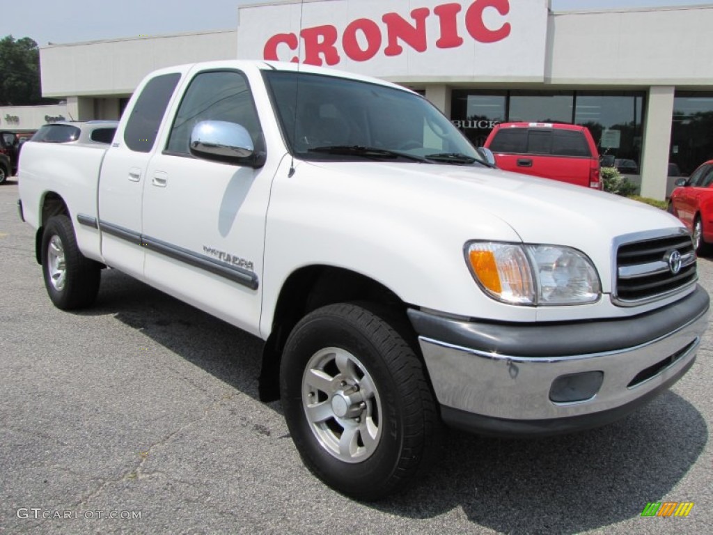 2000 Tundra SR5 Extended Cab - Natural White / Oak photo #1