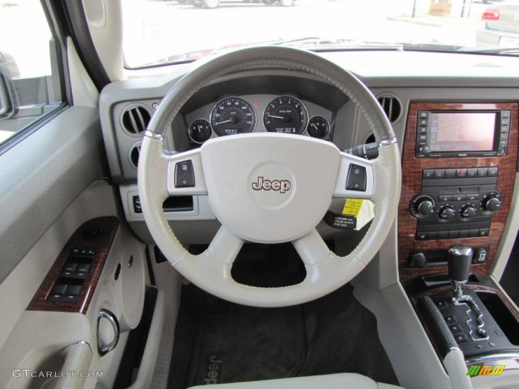 2008 Jeep Commander Limited Dark Khaki/Light Graystone Steering Wheel Photo #51641875