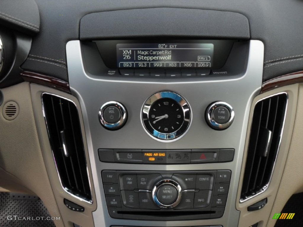 2011 Cadillac CTS Coupe Controls Photo #51644713