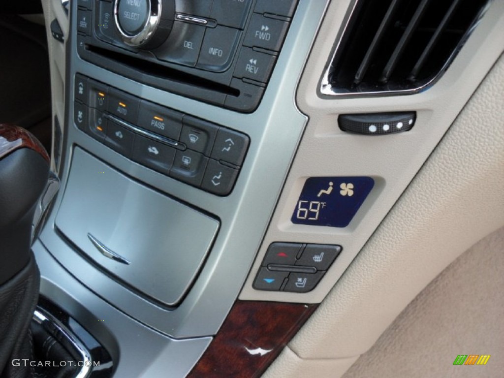 2011 Cadillac CTS Coupe Controls Photo #51644827