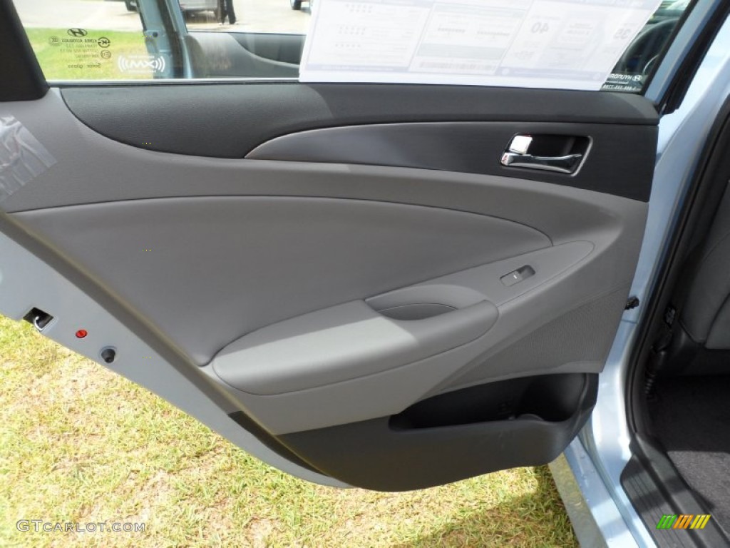 2011 Hyundai Sonata Hybrid Gray Door Panel Photo #51646366