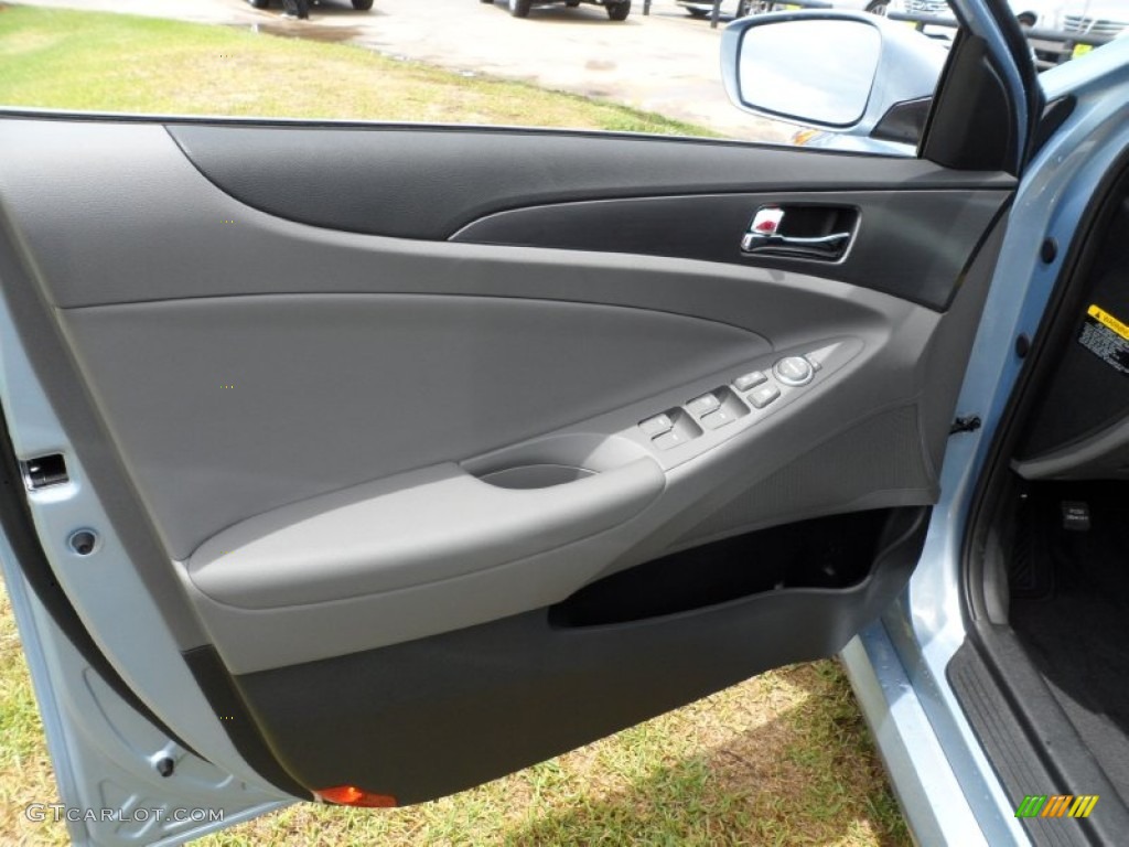 2011 Hyundai Sonata Hybrid Gray Door Panel Photo #51646393