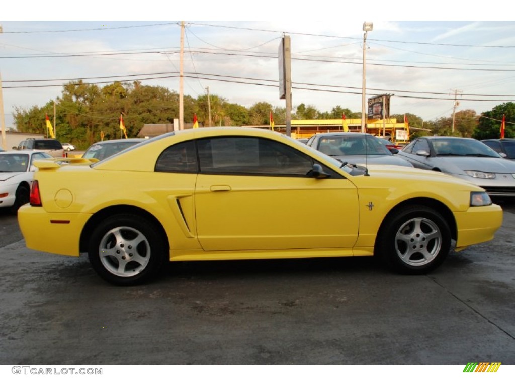 2003 Mustang V6 Coupe - Zinc Yellow / Dark Charcoal photo #3