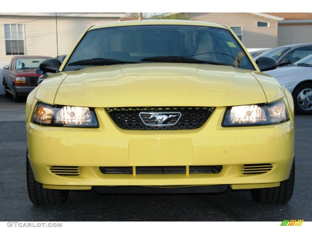 2003 Mustang V6 Coupe - Zinc Yellow / Dark Charcoal photo #9