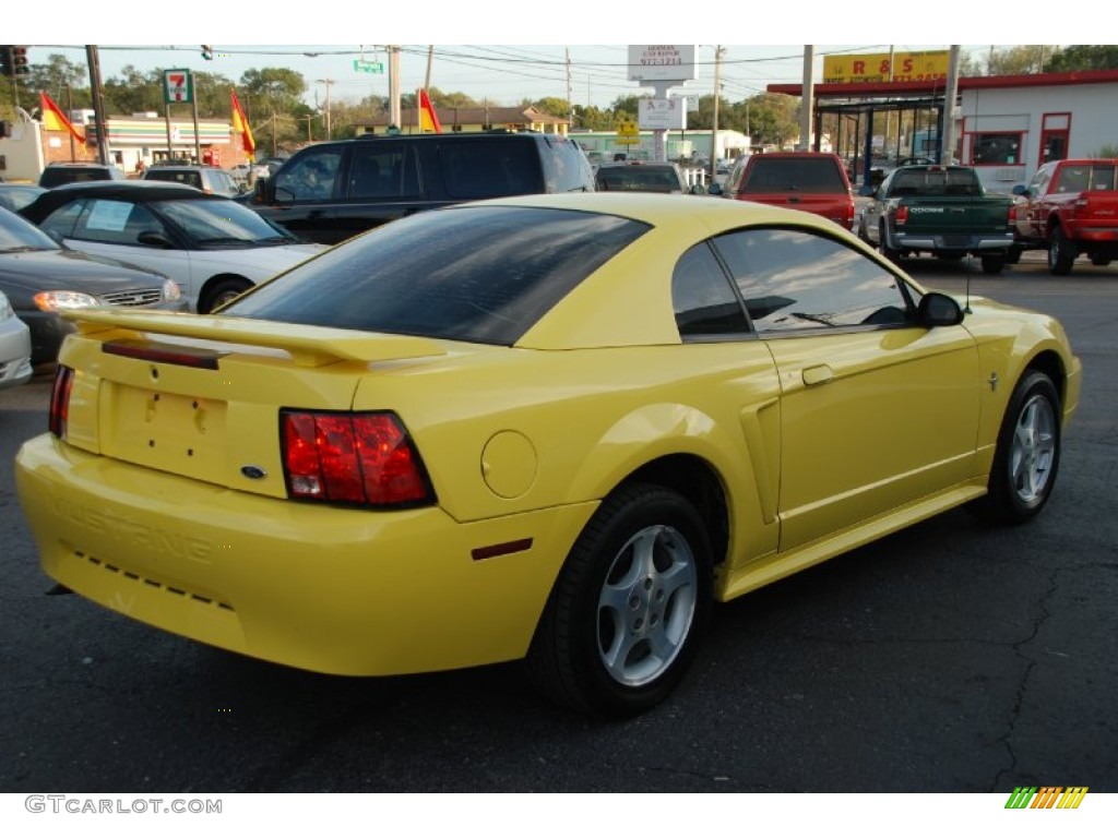 2003 Mustang V6 Coupe - Zinc Yellow / Dark Charcoal photo #13