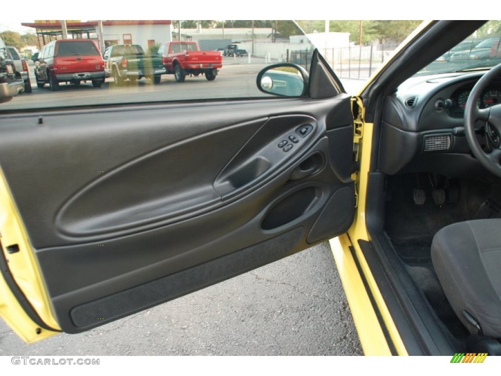 2003 Mustang V6 Coupe - Zinc Yellow / Dark Charcoal photo #21