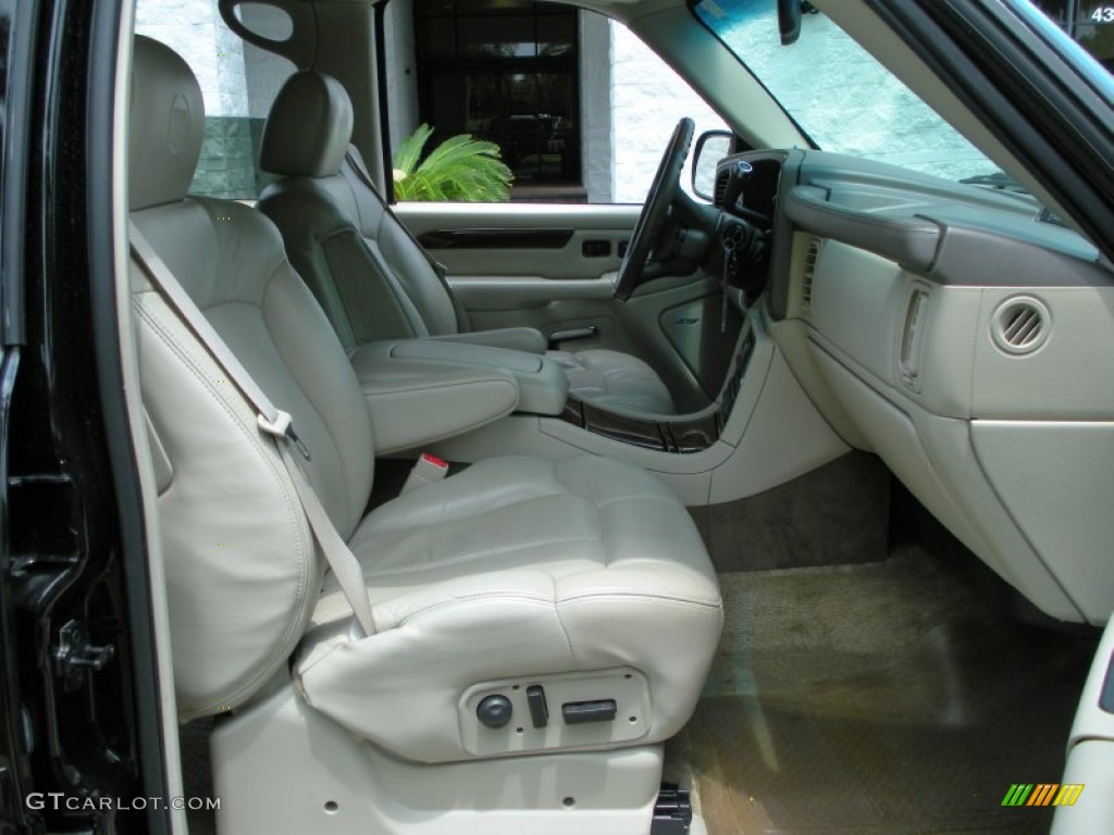 Shale Interior 2002 Cadillac Escalade Standard Escalade Model Photo #51647956