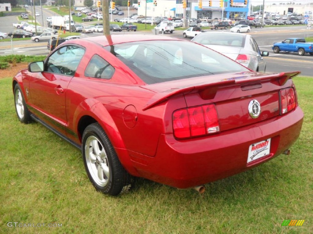 2007 Mustang V6 Deluxe Coupe - Redfire Metallic / Dark Charcoal photo #2