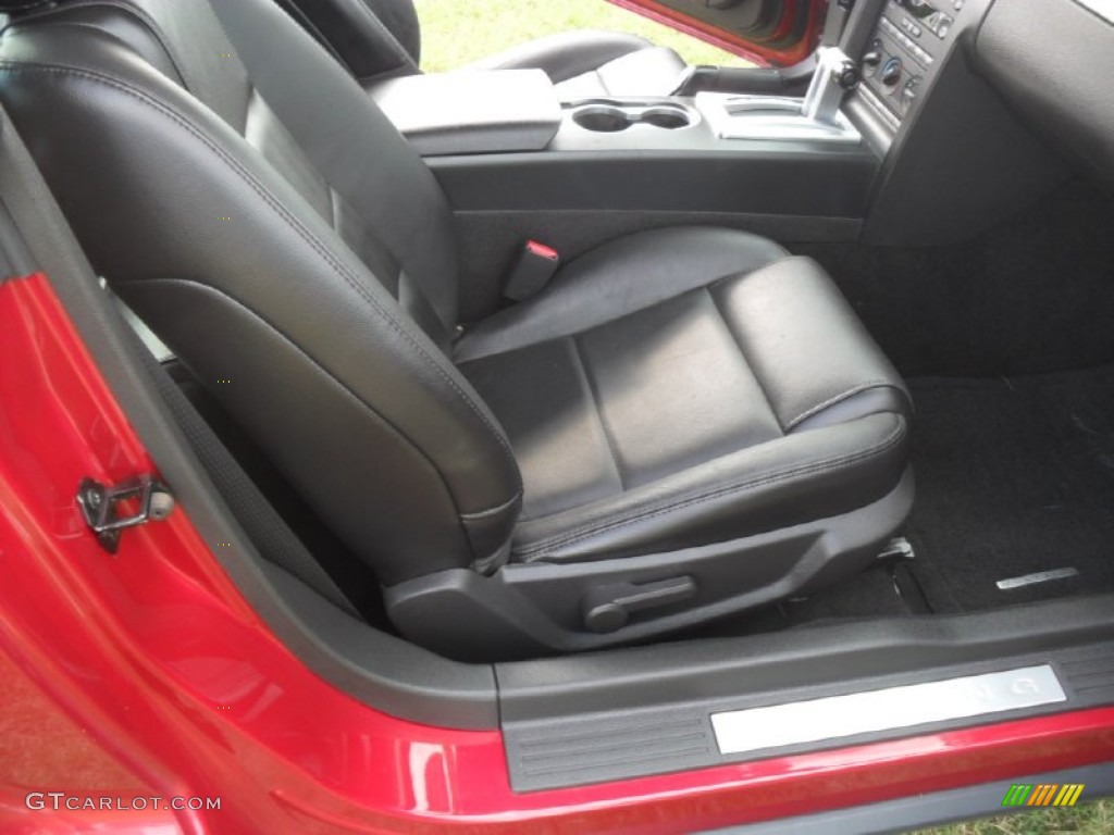 2007 Mustang V6 Deluxe Coupe - Redfire Metallic / Dark Charcoal photo #17