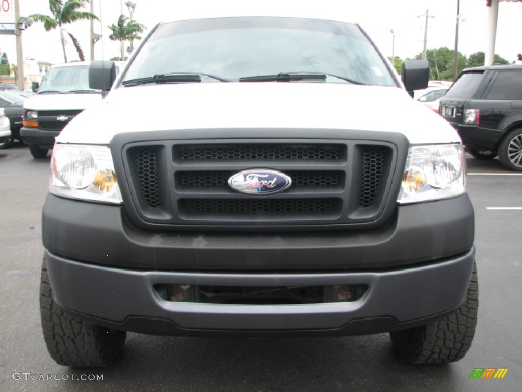 2006 F150 XL Regular Cab - Oxford White / Medium Flint photo #3
