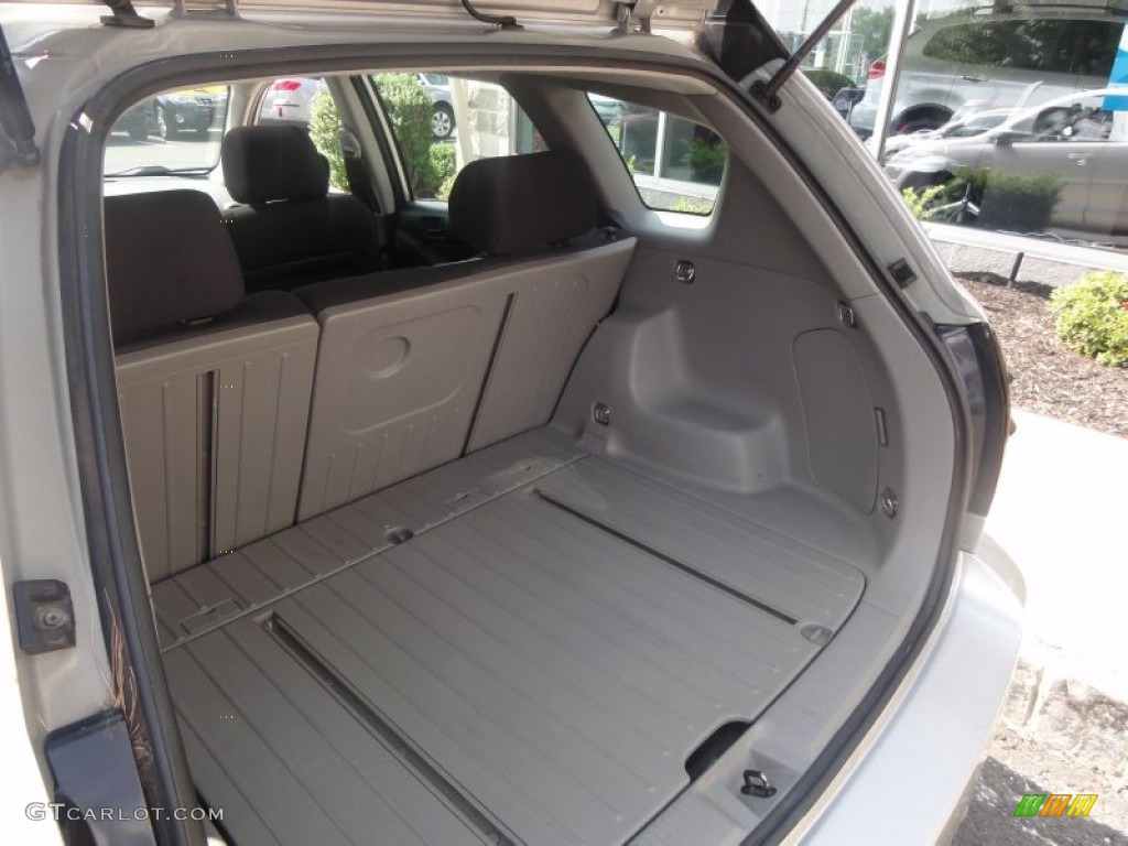 2003 Pontiac Vibe AWD Trunk Photo #51655666