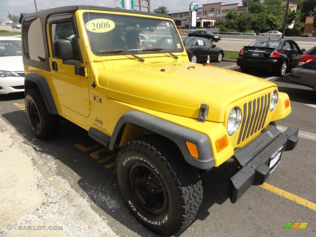 2006 Wrangler X 4x4 - Solar Yellow / Dark Slate Gray photo #10