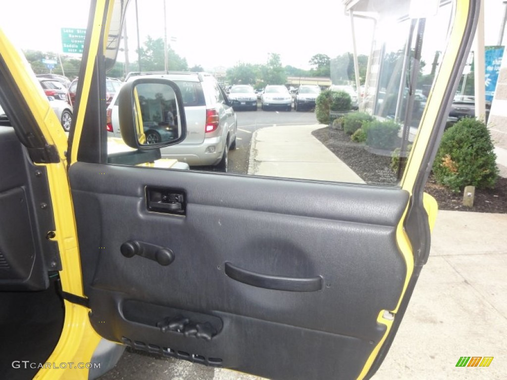 2006 Wrangler X 4x4 - Solar Yellow / Dark Slate Gray photo #26