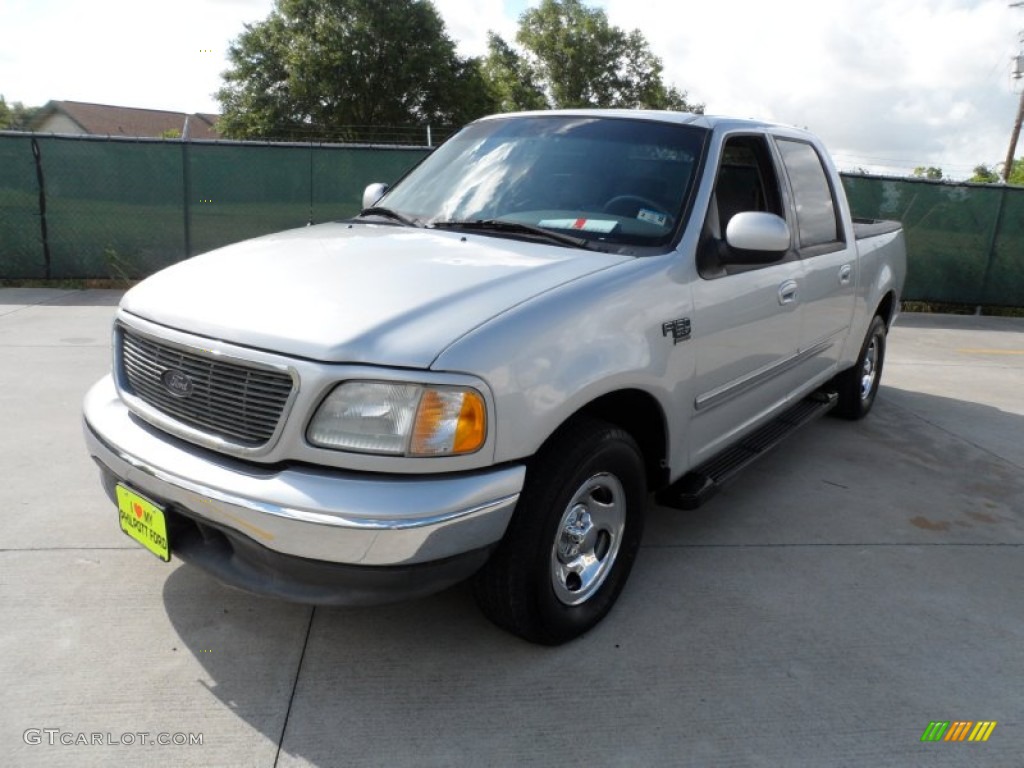 2003 F150 XLT SuperCrew - Silver Metallic / Medium Graphite Grey photo #7