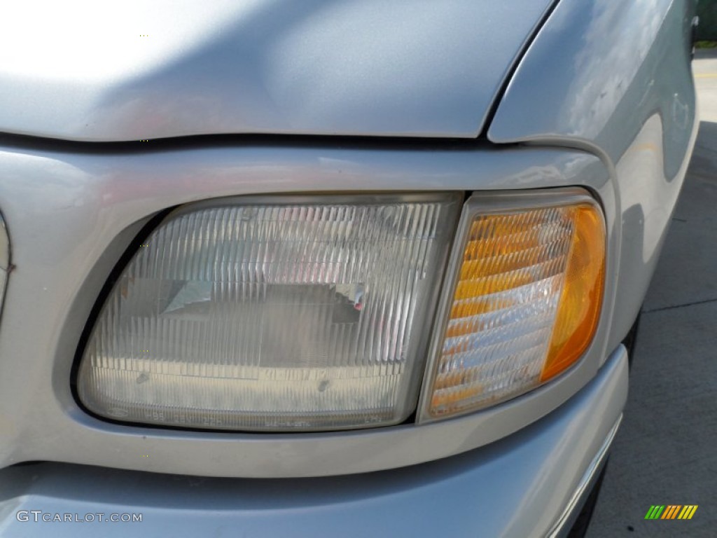 2003 F150 XLT SuperCrew - Silver Metallic / Medium Graphite Grey photo #10