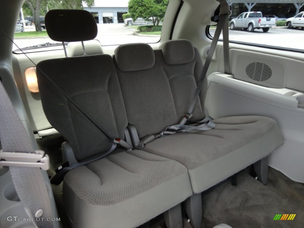 2007 Town & Country LX - Linen Gold Metallic / Dark Khaki/Light Graystone photo #13