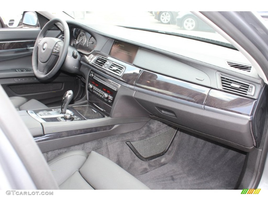 2011 BMW 7 Series 750i Sedan Black Dashboard Photo #51658042