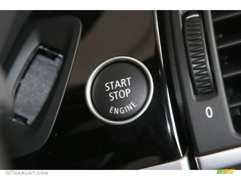 2012 BMW X6 M Standard X6 M Model Controls Photo #51660403