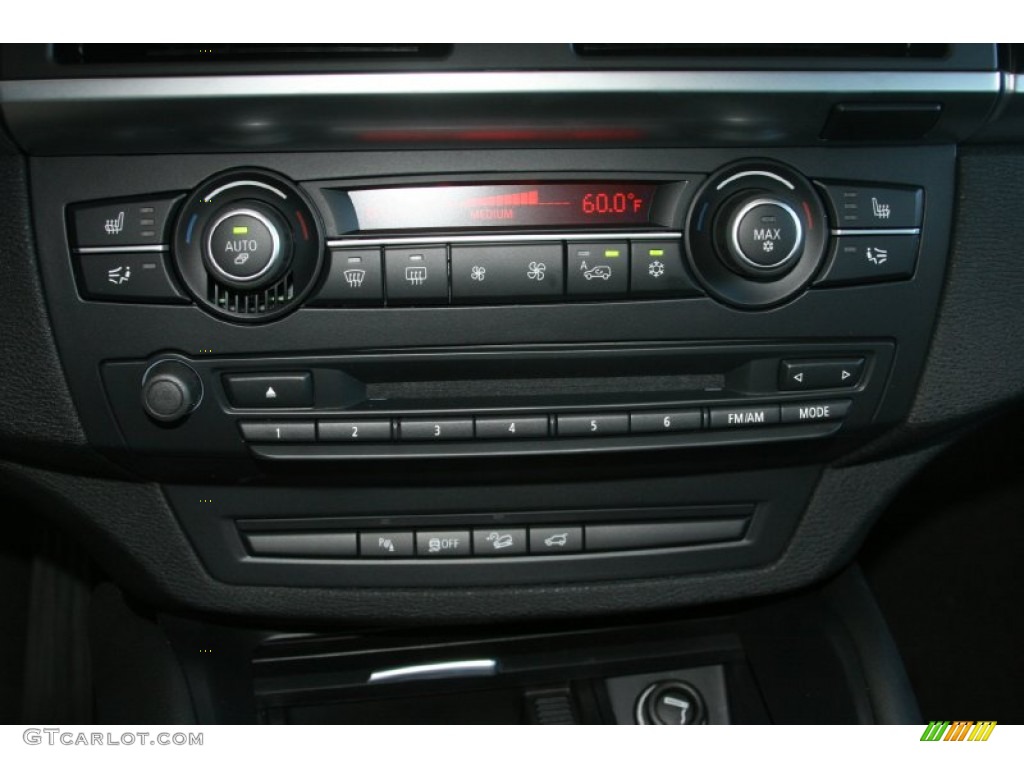 2012 BMW X5 M Standard X5 M Model Controls Photo #51660745