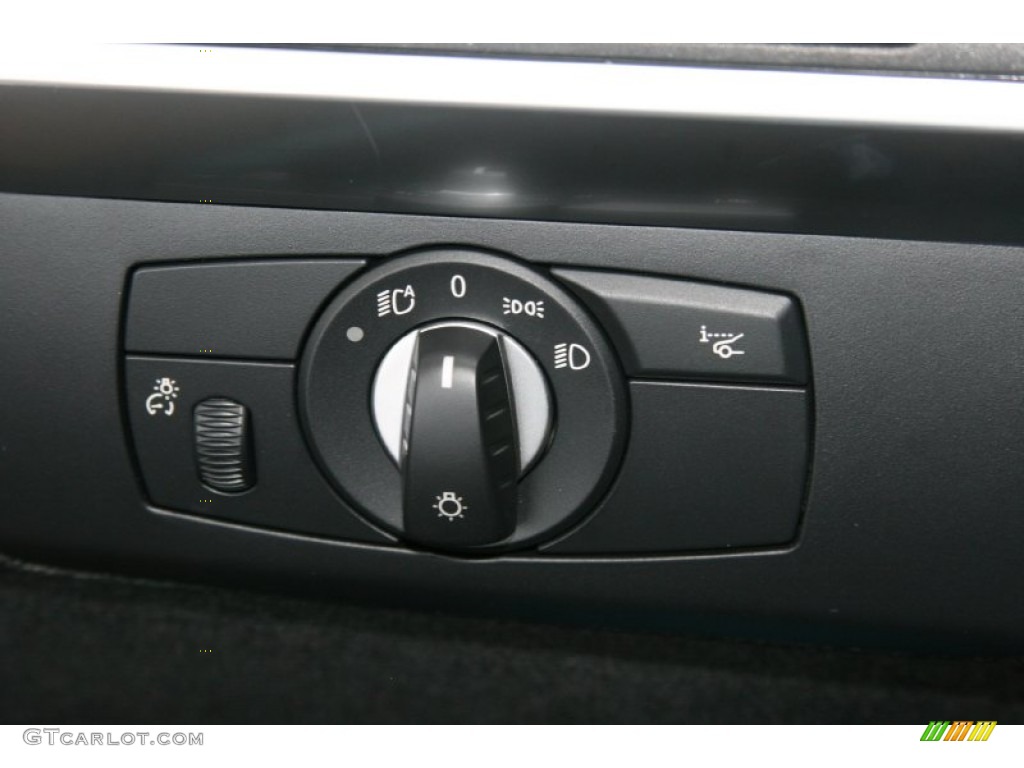 2012 BMW X5 M Standard X5 M Model Controls Photo #51660856