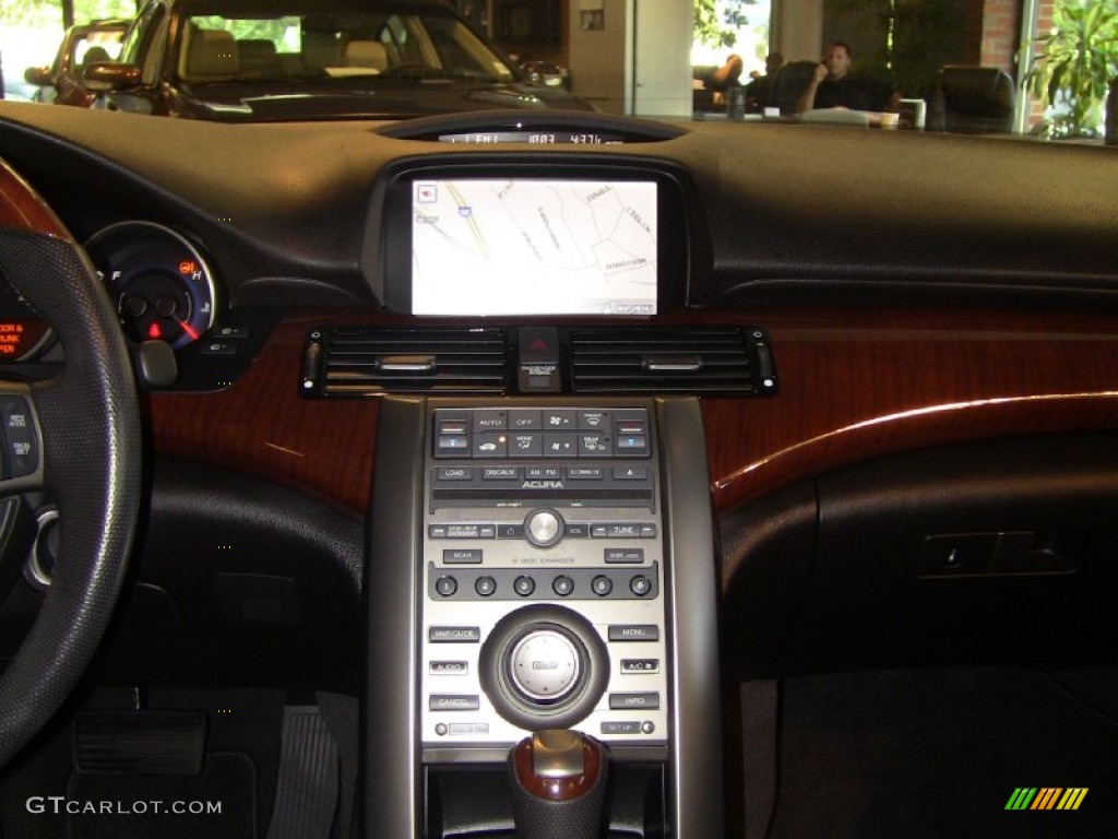 2010 Acura RL Technology Controls Photo #51662152