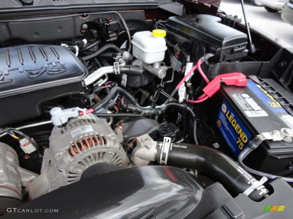 2005 Dodge Dakota ST Quad Cab 4.7 Liter SOHC 16-Valve PowerTech V8 Engine Photo #51662185