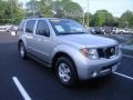 Silver Lightning Metallic - Pathfinder SE 4x4 Photo No. 1