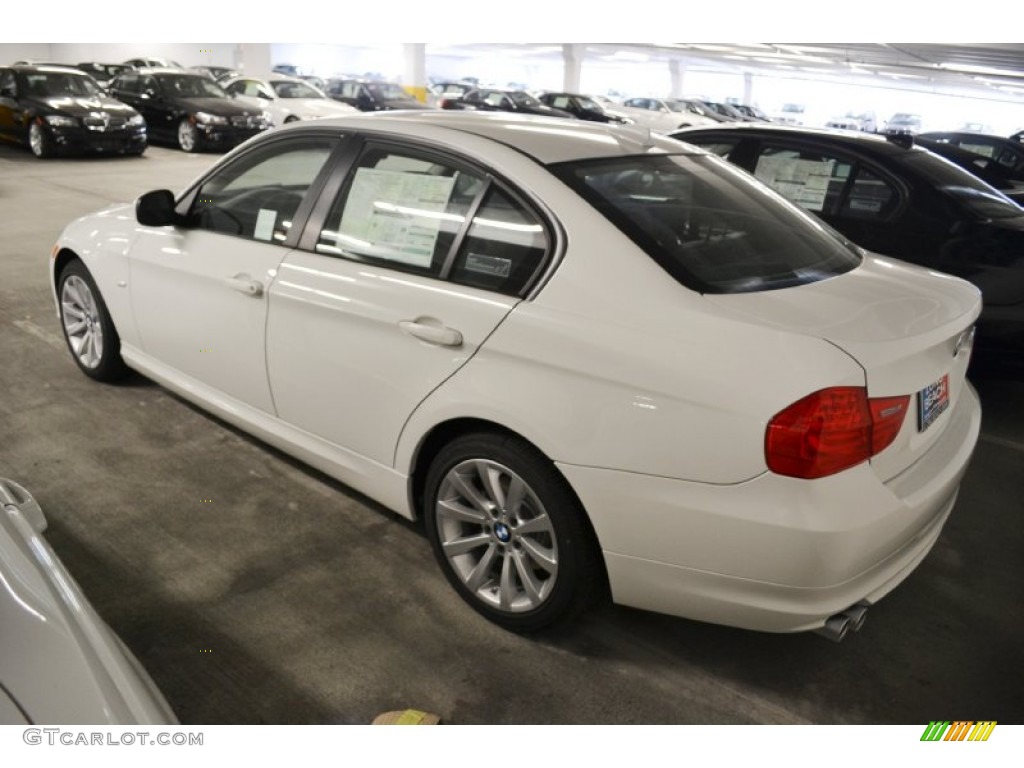 2011 3 Series 328i Sedan - Alpine White / Black Dakota Leather photo #3