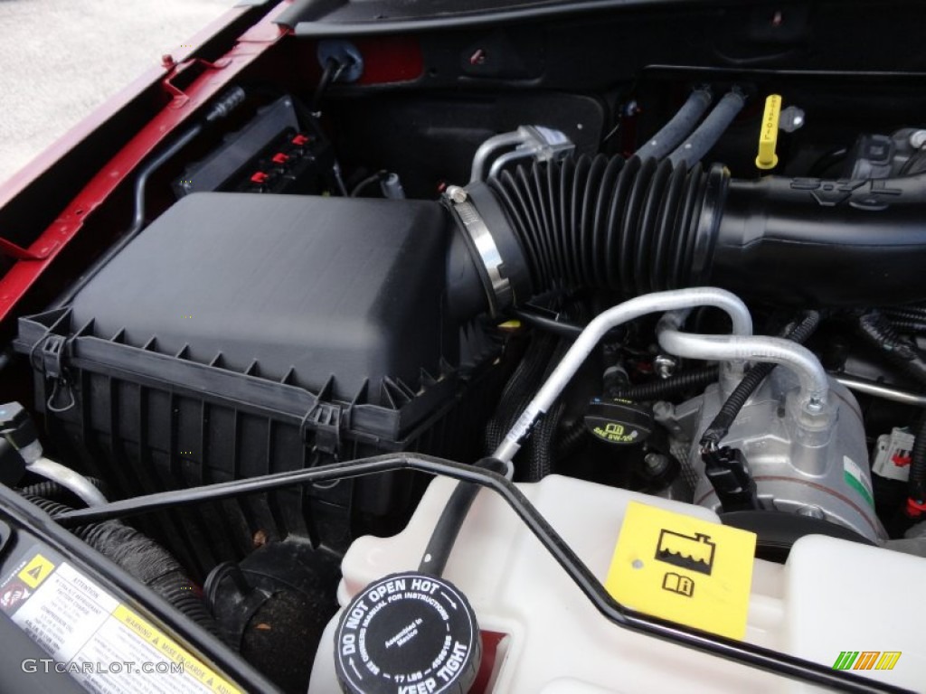 2010 Dodge Nitro SXT 3.7 Liter SOHC 12-Valve V6 Engine Photo #51664564