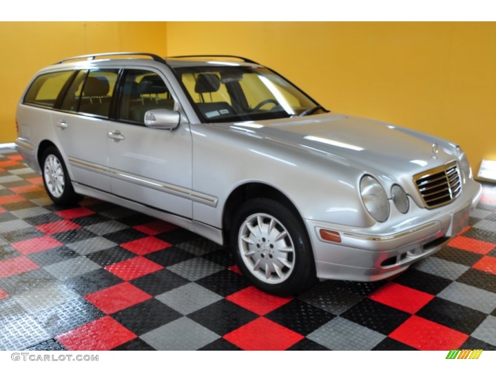 Brilliant Silver Metallic 2002 Mercedes-Benz E 320 4Matic Wagon Exterior Photo #51664645